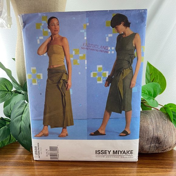 Vogue Designer Original, Issey Miyake, V2556 - Picture 1 of 11
